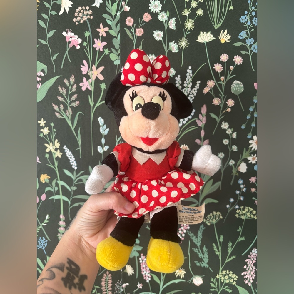 VTG Disneyland WDW Minnie Mouse 12" Plush Doll Stuffed Animal Toy 1980s